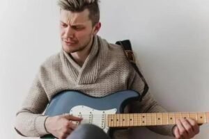 Come Suonare La Chitarra: 5 Easy Steps to Start Playing